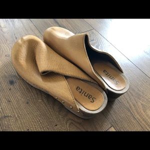 Sanita wood clogs